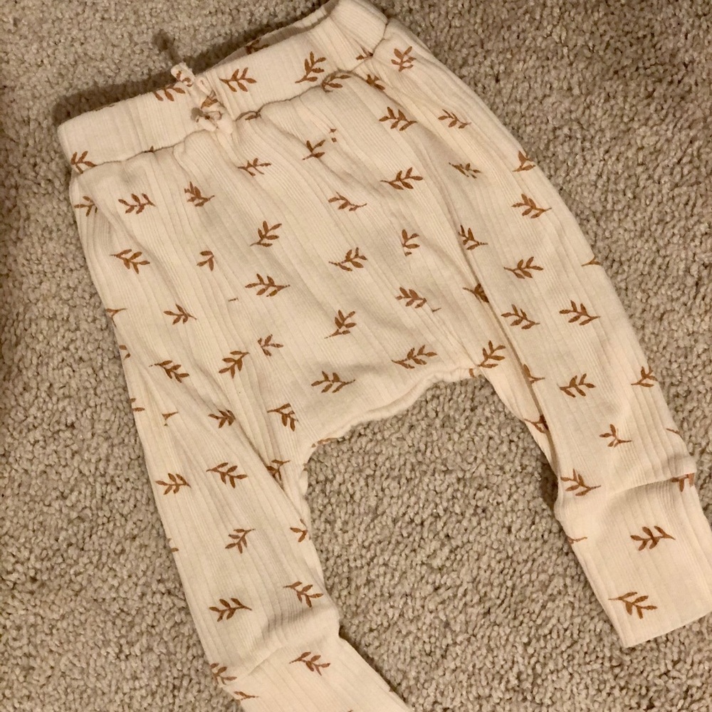 Kate Quinn Panda Pant